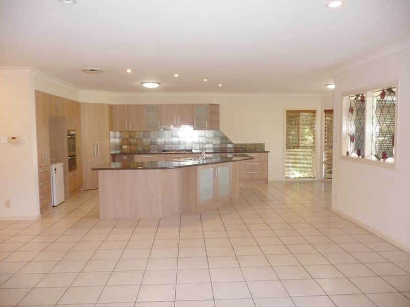 3 Oak Street, Nerang QLD 4211