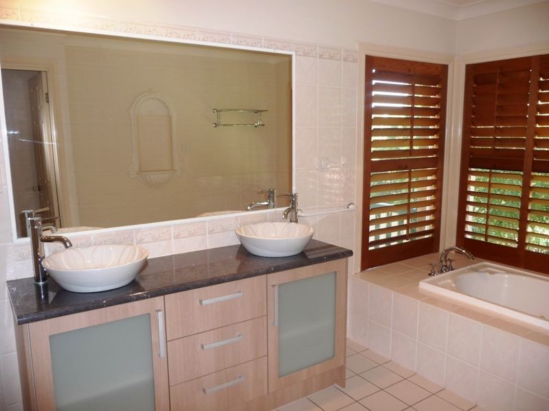 3 Oak Street, Nerang QLD 4211