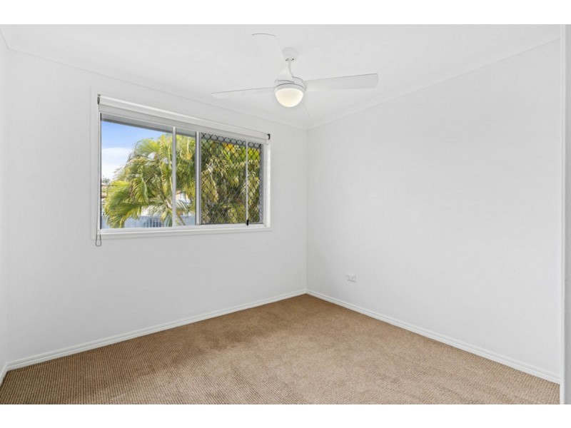 9 Jindabyne Court, Highland Park QLD 4211