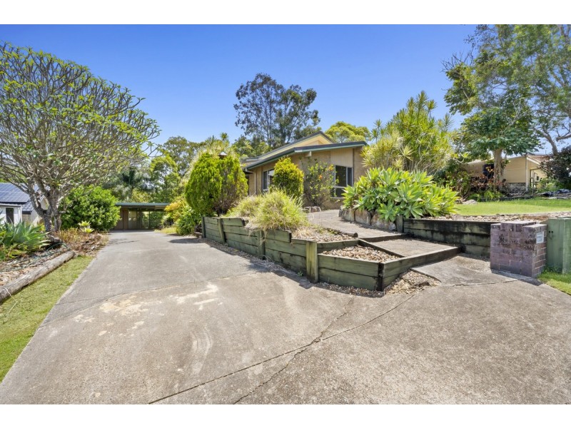 9 Marla Way, Carrara QLD 4211