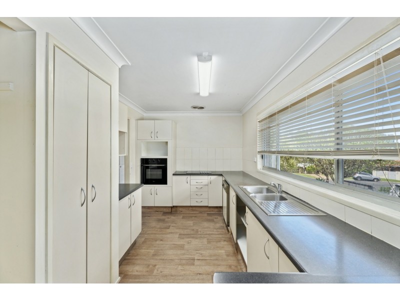 9 Marla Way, Carrara QLD 4211