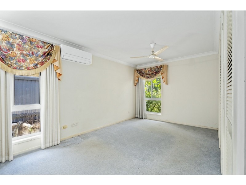 9 Marla Way, Carrara QLD 4211