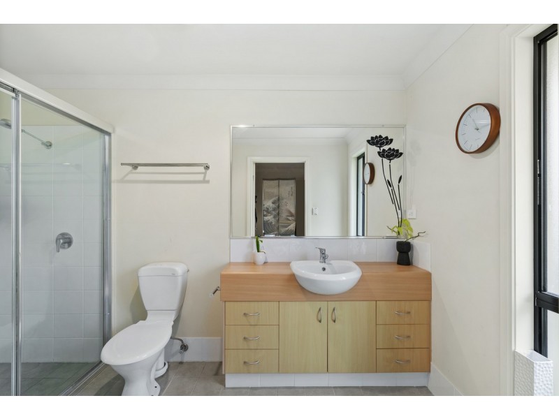 3 Fairy Wren Terrace, Gilston QLD 4211