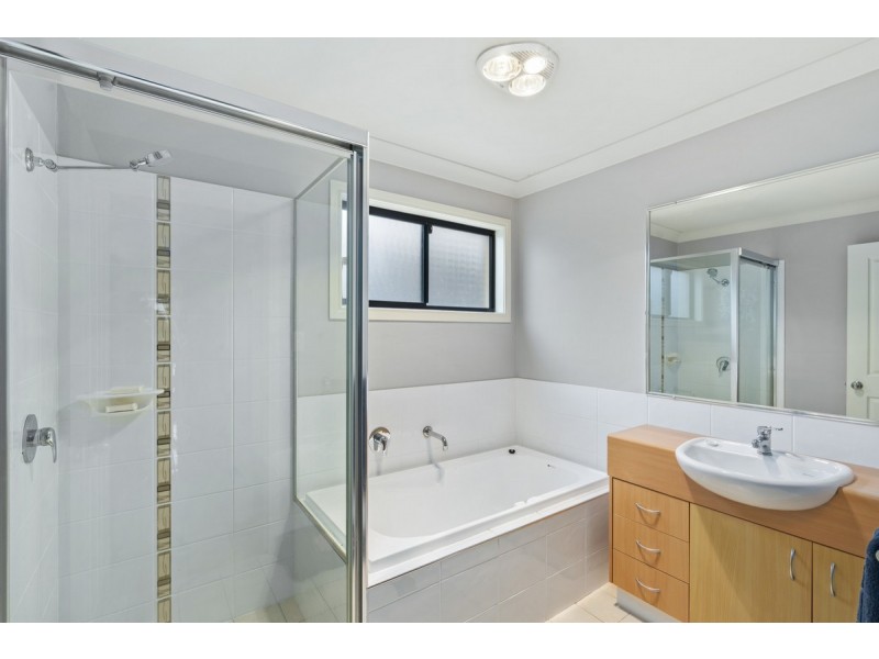 3 Fairy Wren Terrace, Gilston QLD 4211