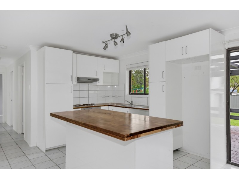 8 Jerrawa Street, Nerang QLD 4211