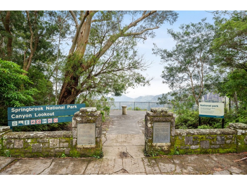 17 Banksia Road, Springbrook QLD 4213