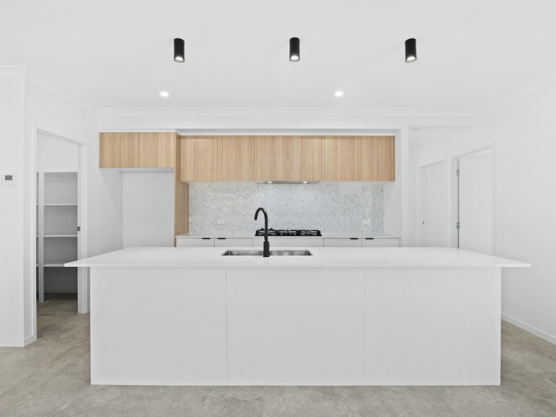 17 Sage Street, Greenbank QLD 4124