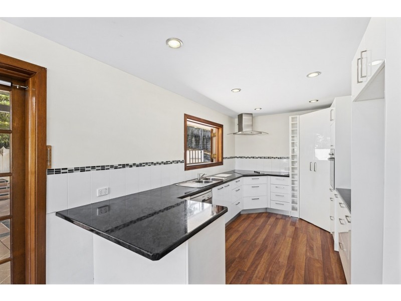 24 Yoolantie Crescent, Nerang QLD 4211