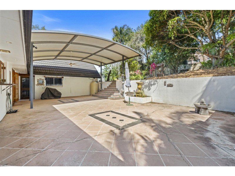 24 Yoolantie Crescent, Nerang QLD 4211