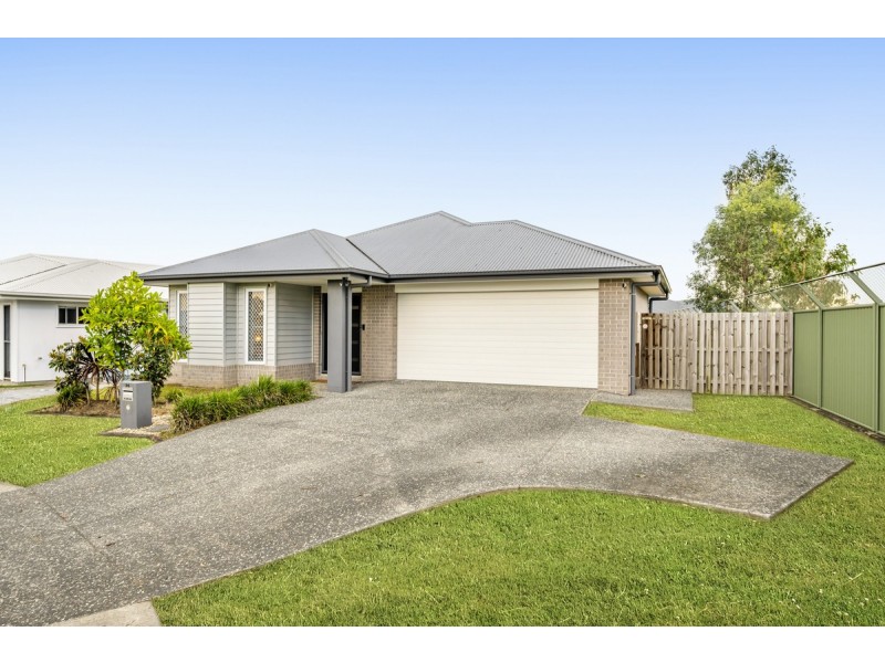 24 Dorchester Close, Pimpama QLD 4209