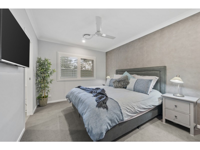 24 Dorchester Close, Pimpama QLD 4209
