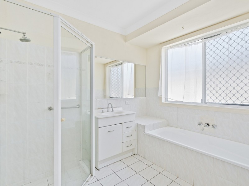 78 Coronet Crescent, Burleigh Waters QLD 4220