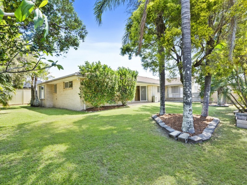 78 Coronet Crescent, Burleigh Waters QLD 4220