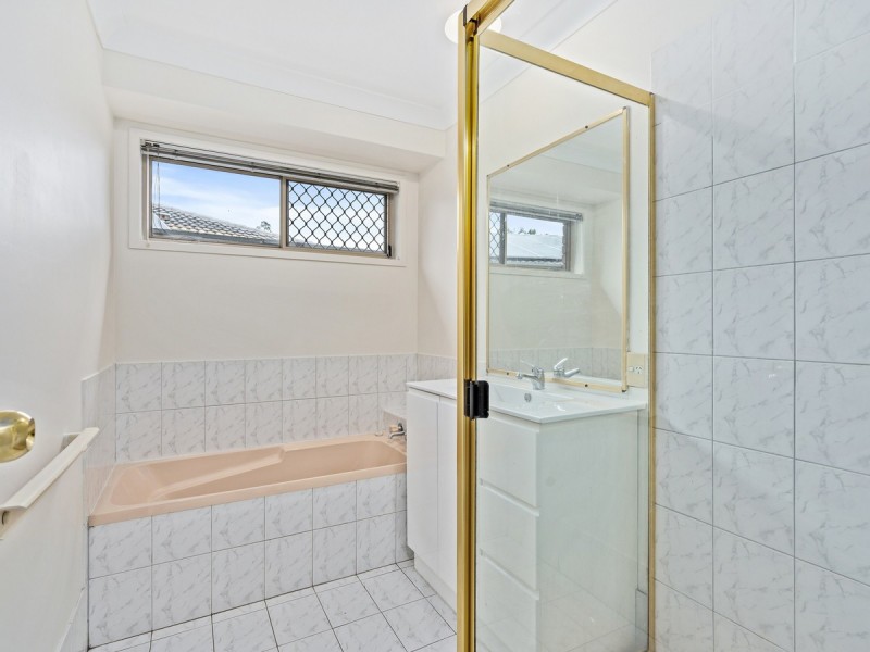 17 Saxon Court, Nerang QLD 4211