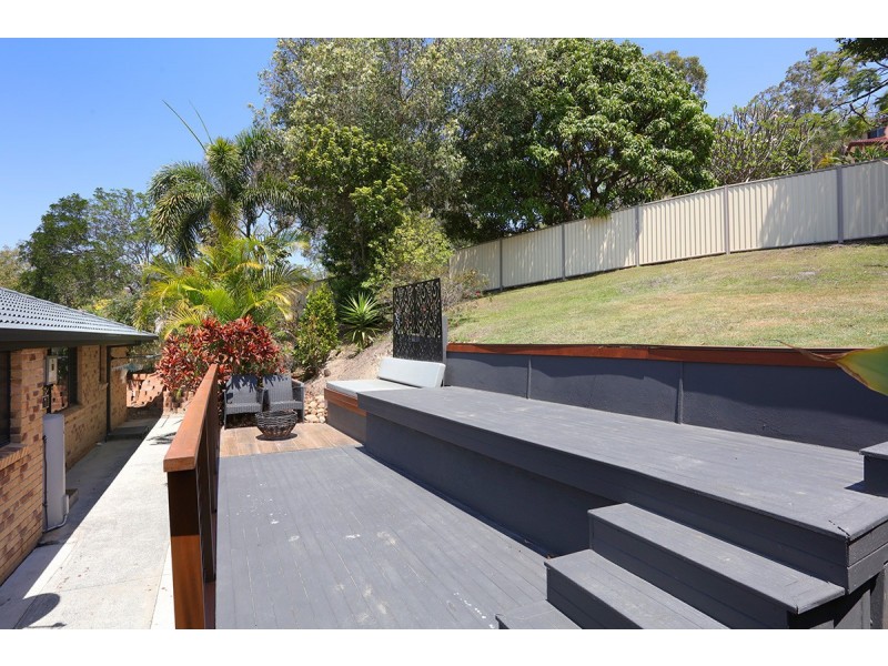 31 Renfrew Drive, Highland Park QLD 4211