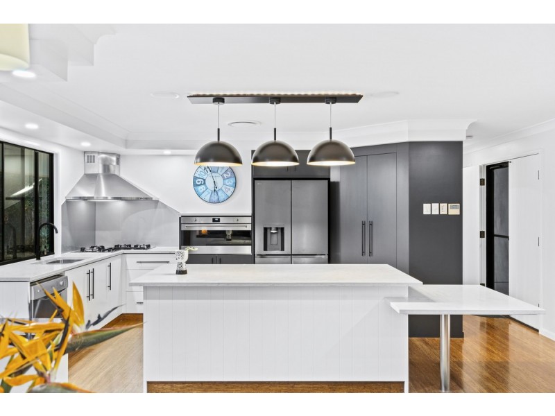 119 San Fernando Drive, Worongary QLD 4213