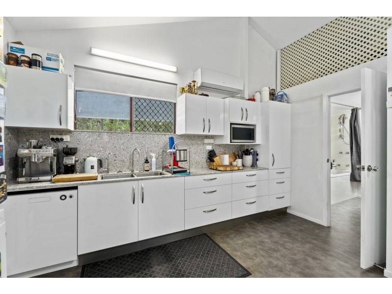 24 North Street, Nerang QLD 4211