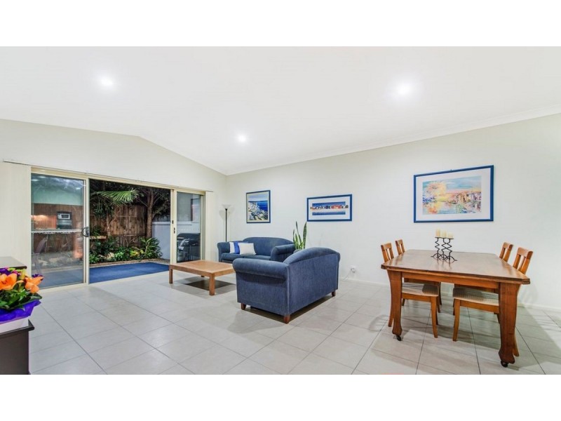 1/60 Freestone Drive, Upper Coomera QLD 4209