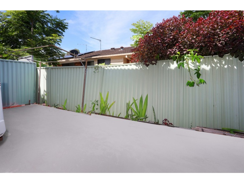 2/6 Parkridge Drive, Molendinar QLD 4214