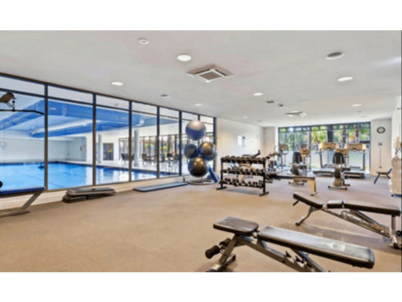 202/299 Napper Road, Arundel QLD 4214