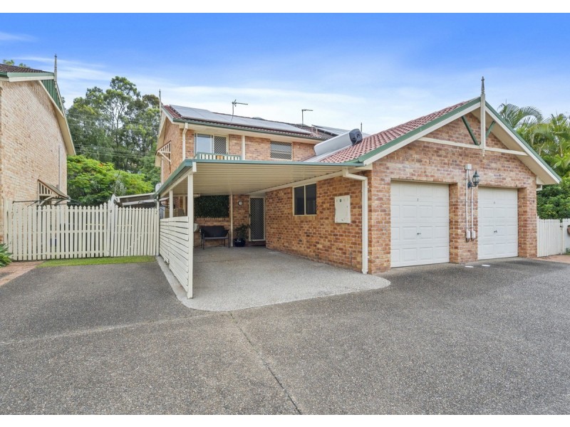 2/151 Pappas Way, Carrara QLD 4211