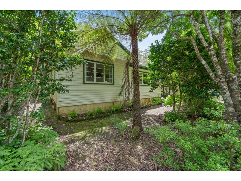 20 Canyon Parade, Springbrook QLD 4213