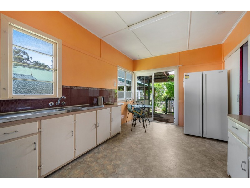 20 Canyon Parade, Springbrook QLD 4213