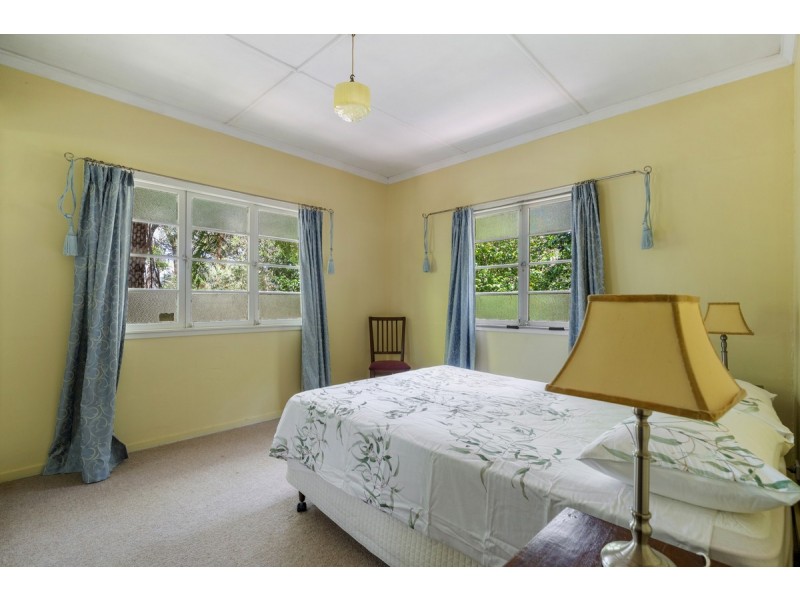 20 Canyon Parade, Springbrook QLD 4213