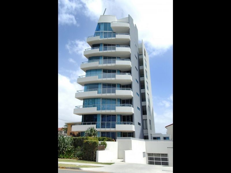 1/112 The Esplanade, Burleigh Heads QLD 4220