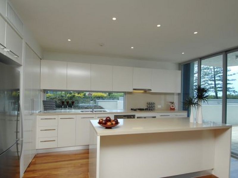 1/112 The Esplanade, Burleigh Heads QLD 4220