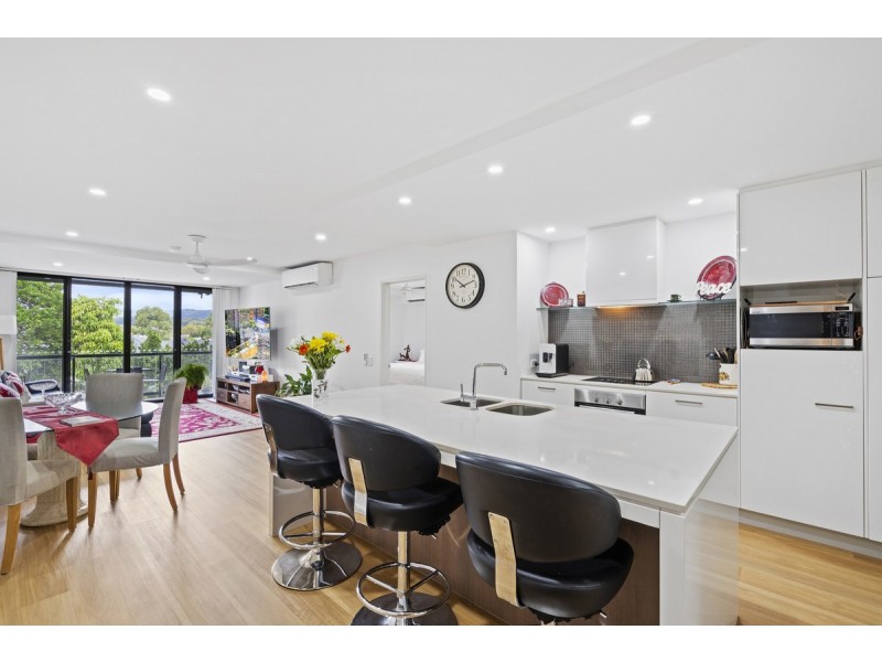 12/310 Easthill Drive, Robina QLD 4226