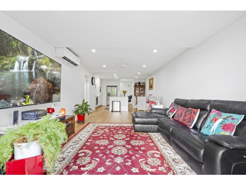 12/310 Easthill Drive, Robina QLD 4226