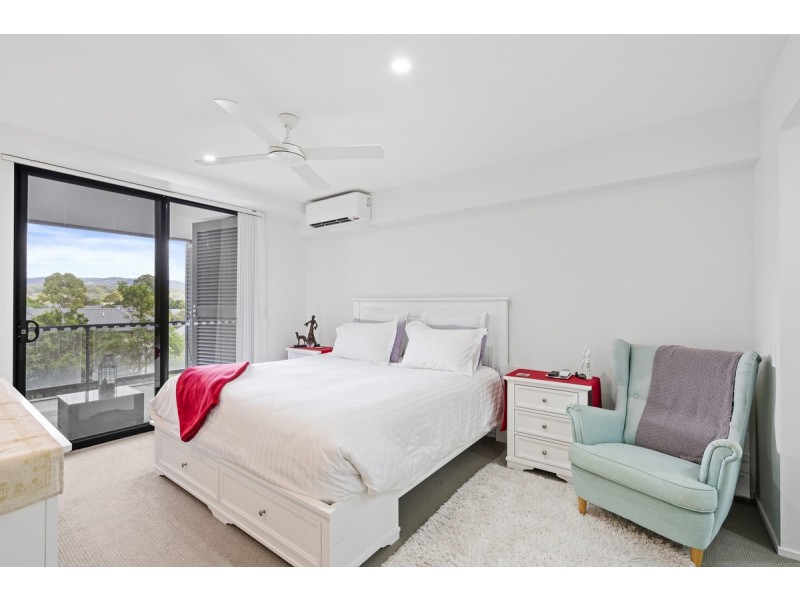 12/310 Easthill Drive, Robina QLD 4226