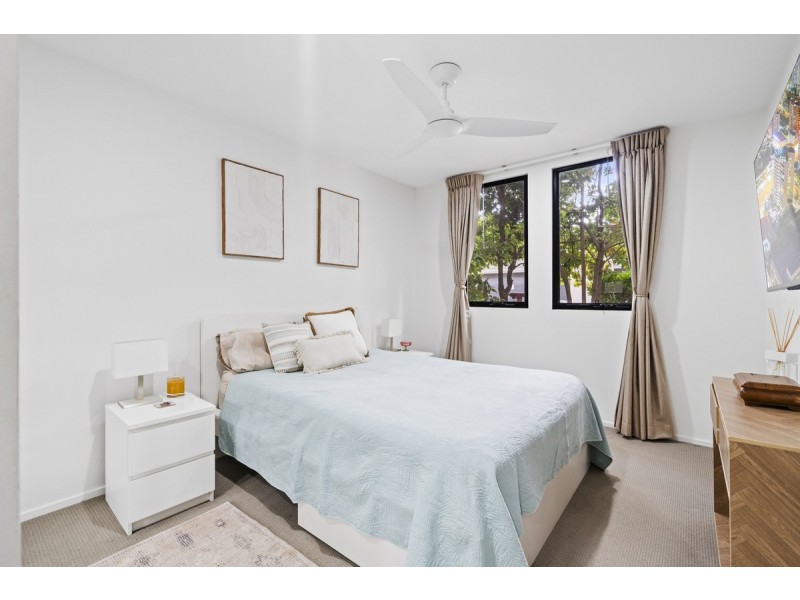 12/310 Easthill Drive, Robina QLD 4226