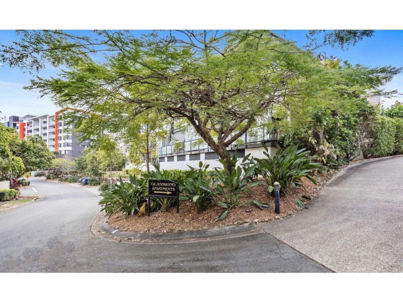 12/310 Easthill Drive, Robina QLD 4226