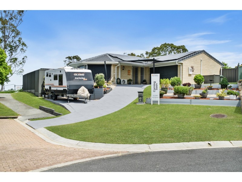 9 Hampshire Close, Highland Park QLD 4211