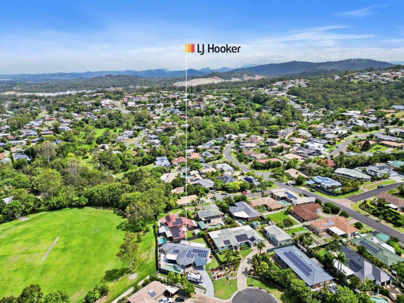 9 Hampshire Close, Highland Park QLD 4211