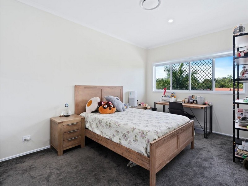 59 Cabana Boulevard, Benowa QLD 4217