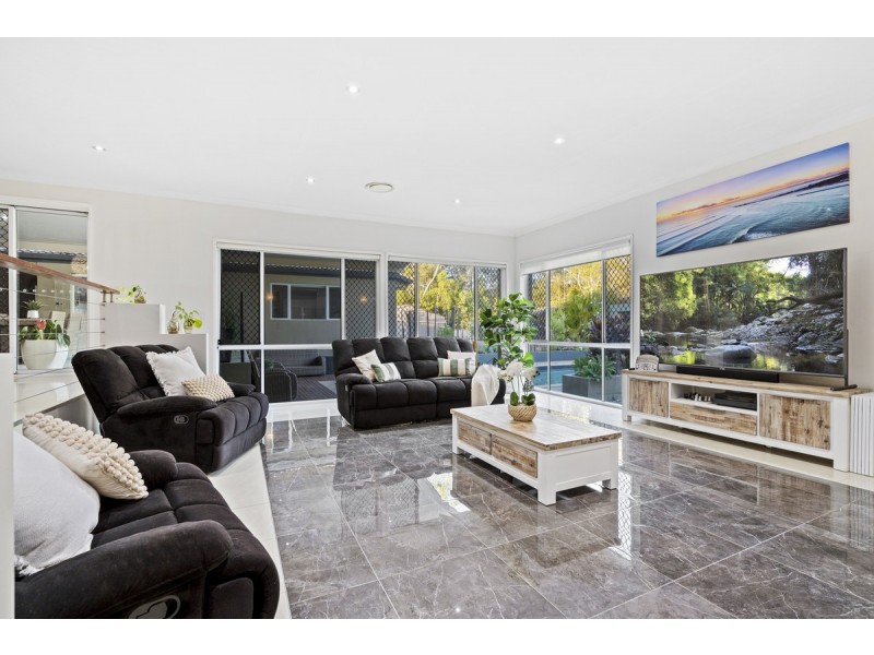 38 Eastern Court, Helensvale QLD 4212