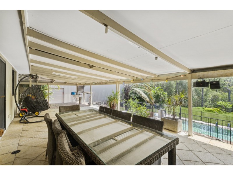 10 Narrabri Court, Gaven QLD 4211