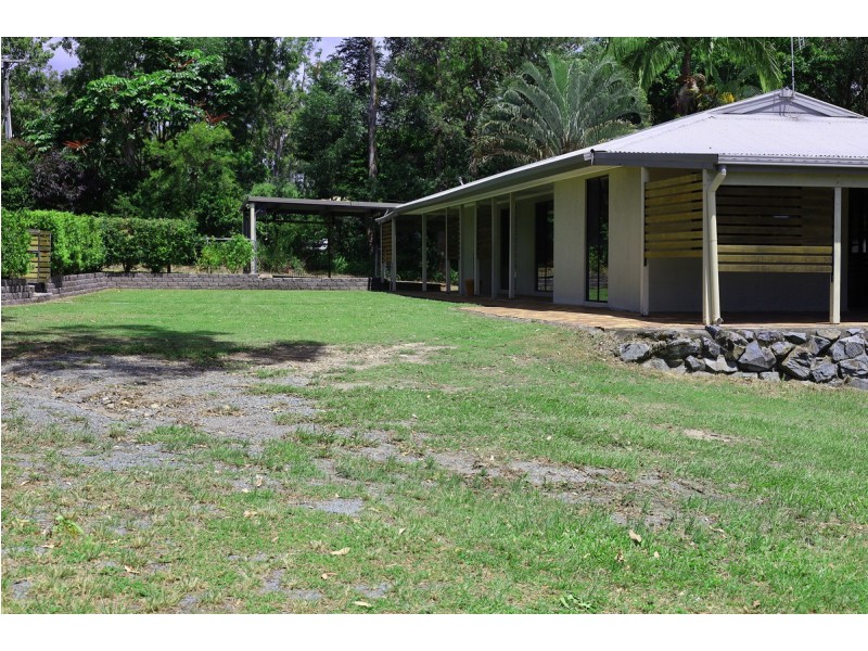 10 Narrabri Court, Gaven QLD 4211