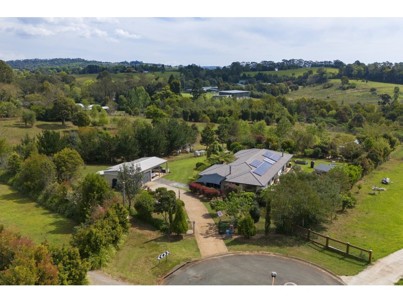 63 Acacia Court, Beechmont QLD 4211