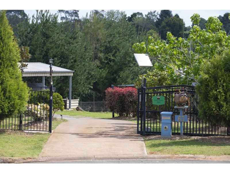 63 Acacia Court, Beechmont QLD 4211