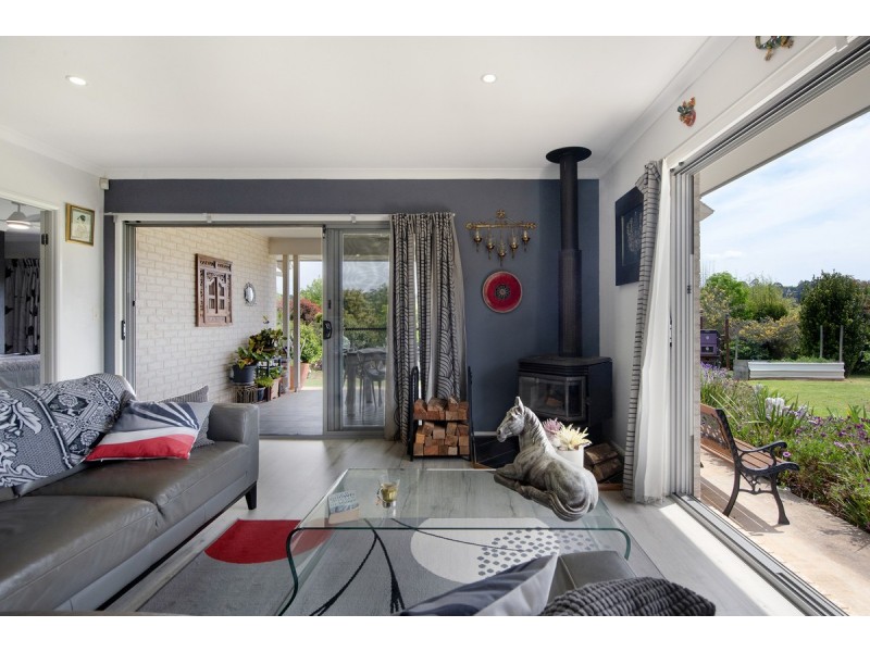 63 Acacia Court, Beechmont QLD 4211