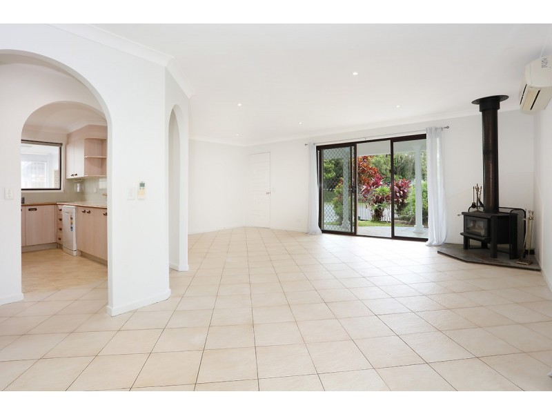 5A Garden Grove, Carrara QLD 4211