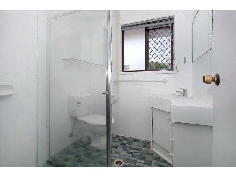 5A Garden Grove, Carrara QLD 4211