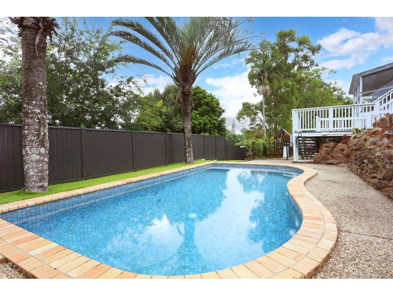 13 Harneil Place, Carrara QLD 4211