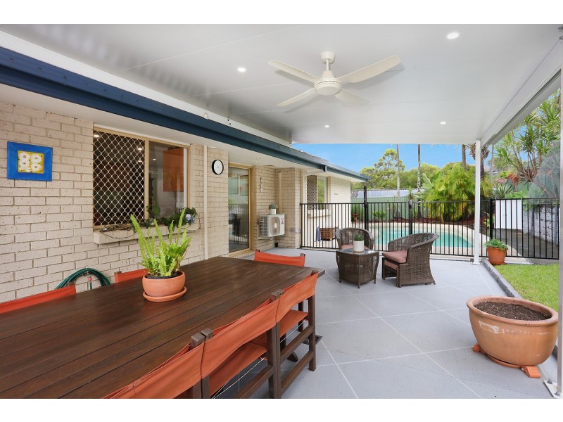 2 Marimar Place, Highland Park QLD 4211