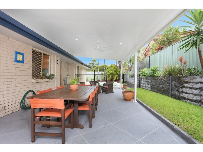 2 Marimar Place, Highland Park QLD 4211