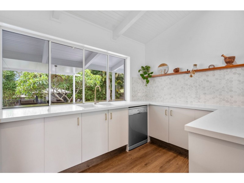 23 Minugh Court, Carrara QLD 4211